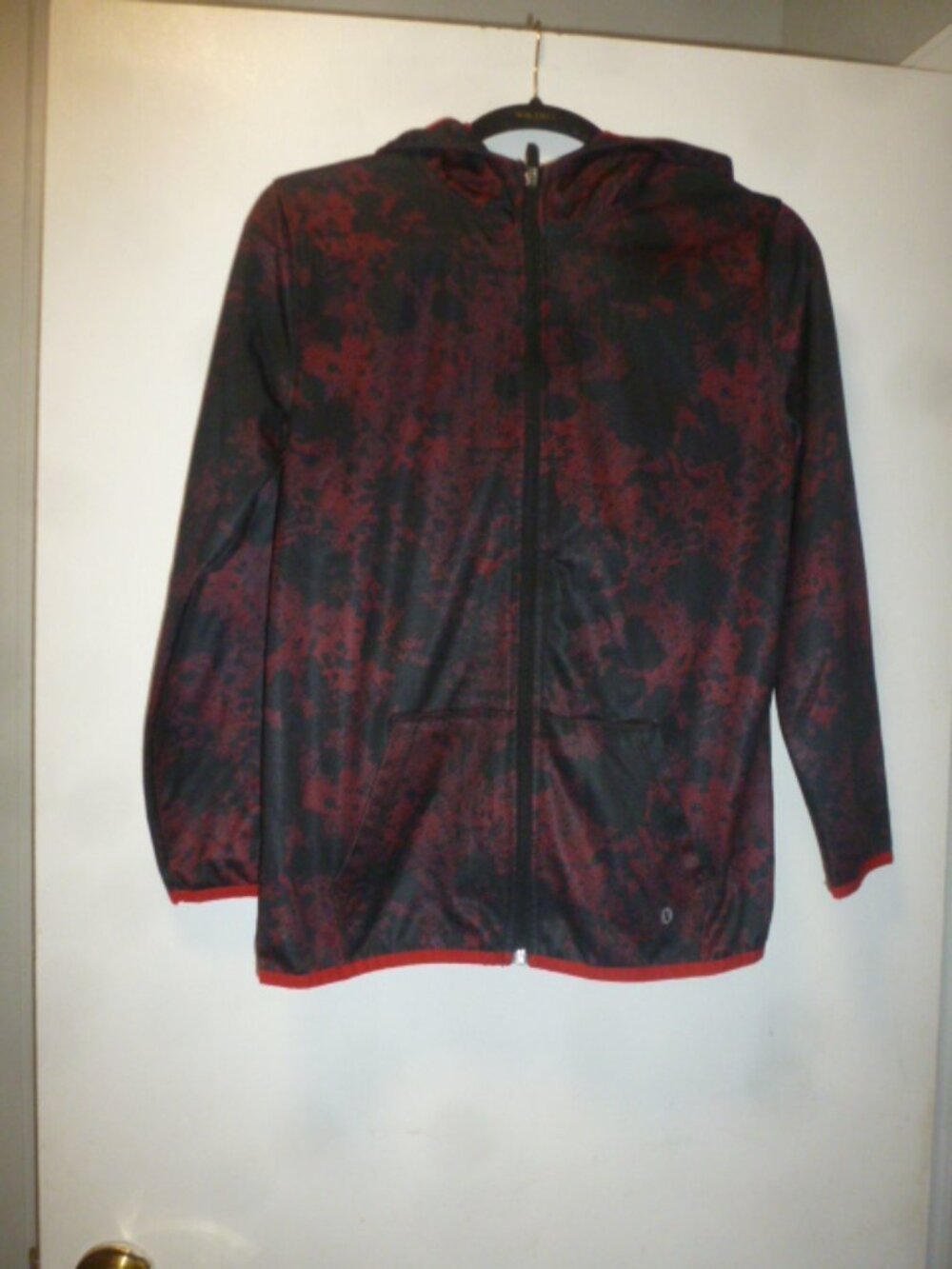Xersion Boys’ Full-Zip Athletic Hoodie/Jacket – Black & Red – Size L (14–16)